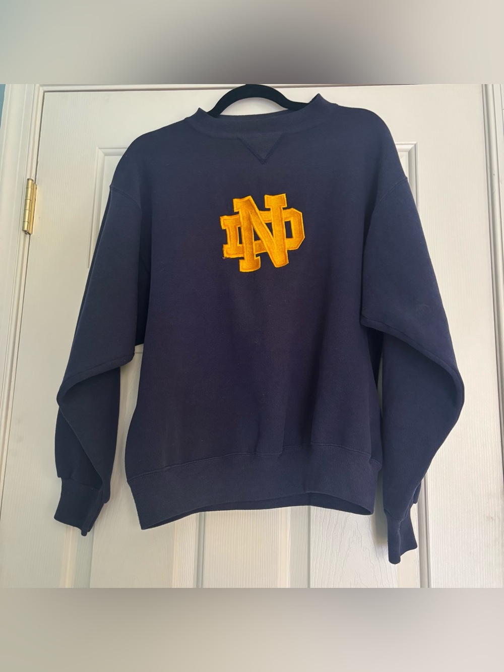 VTG Hanes Notre Dame Fighting Irish Navy Crewneck Embroidered Sweatshirt Size L